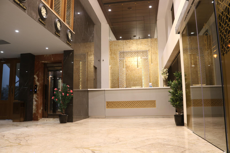 Others 5, Hotel Parkelite, Krishna