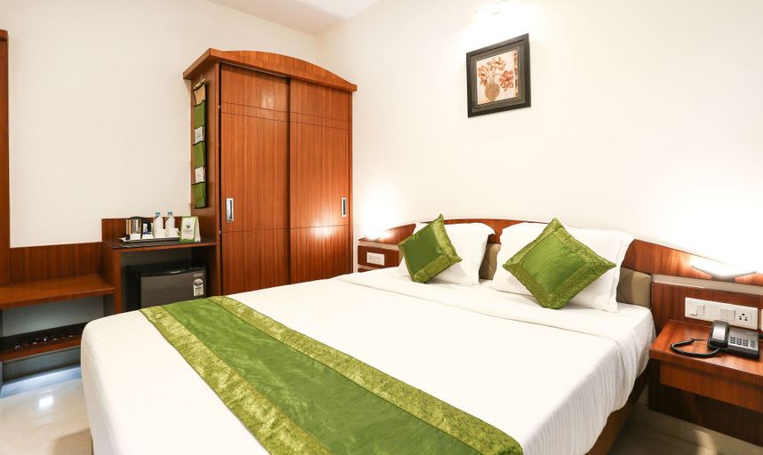 Bedroom 4, Treebo Premium Askhaya Mahal Inn, Mysore