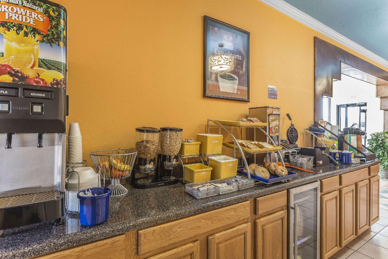 Coffee shop 5, Econo Lodge Gadsden, Etowah