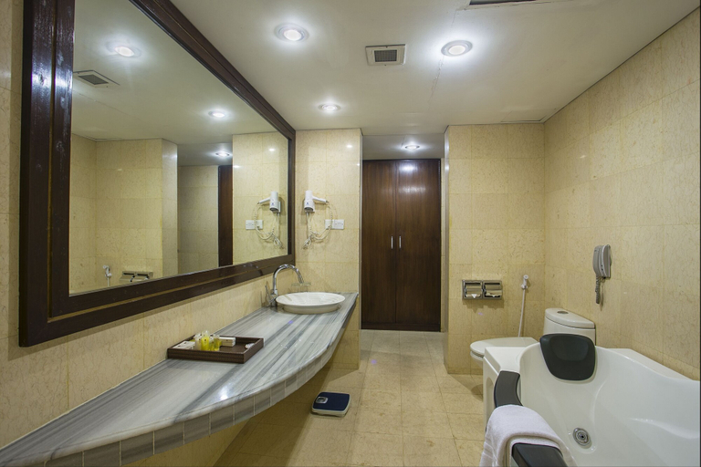 Bathroom 5, Rose View Hotel, Sylhet