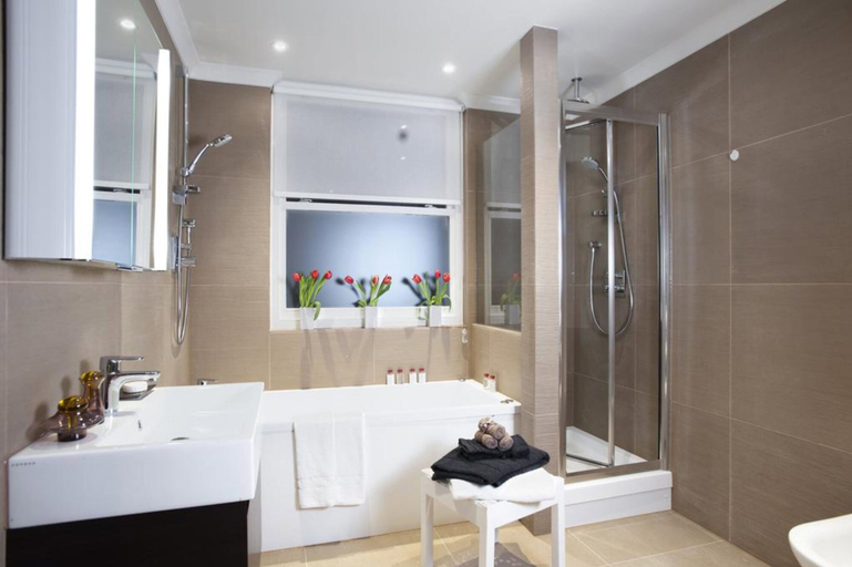 Bathroom 4, Claverley Court, London
