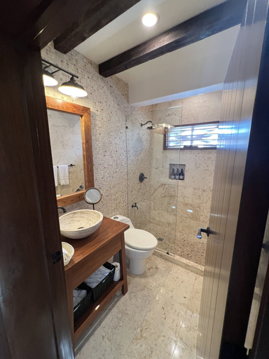 Bathroom 4, Flamingo Hotel, Cozumel