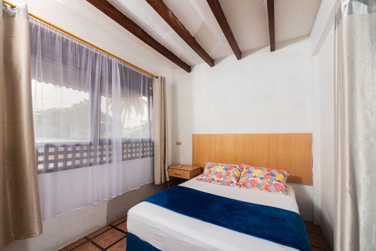 Bedroom 2, Hostal North Seymour, Santa Cruz