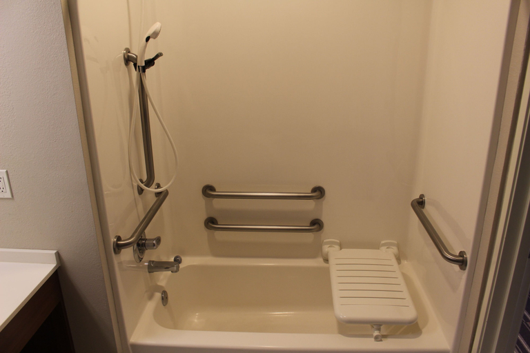 Bathroom 4, Microtel Inn & Suites by Wyndham Sweetwater, Nolan