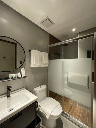 Bathroom 4, Acro Residences, Malolos City