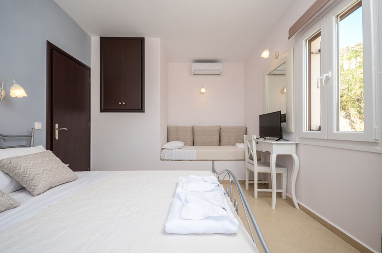 Bedroom 3, Naxos Luxury Villas, South Aegean