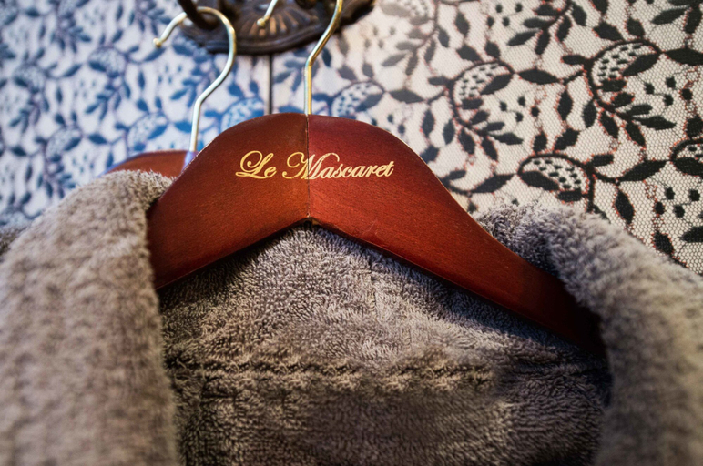 Bedroom 5, Le Mascaret, Manche