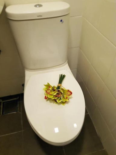 Bathroom 4, Teruntum 96 Guesthouse, Kuantan