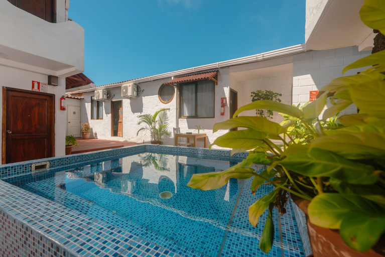 Sport & Beauty 5, Hostal North Seymour, Santa Cruz
