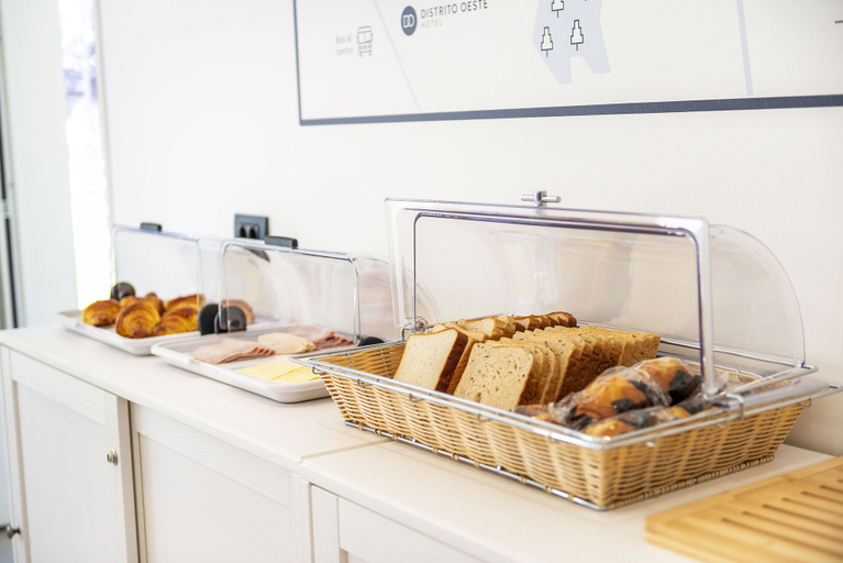 Food & Drinks 5, Hotel Distrito Oeste by Limehome, Guipúzcoa