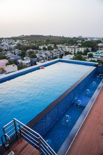 Sport & Beauty 2, Radisson Bhopal, Bhopal