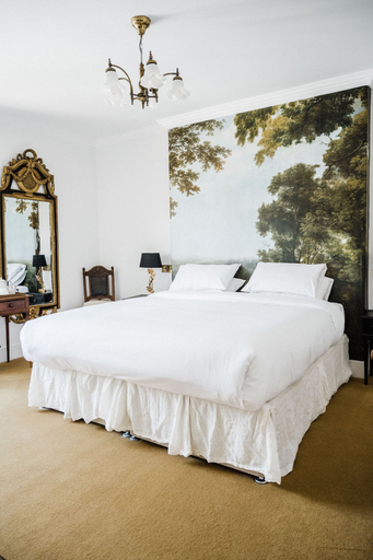 Bedroom 3, The Crooked Swan, Somerset