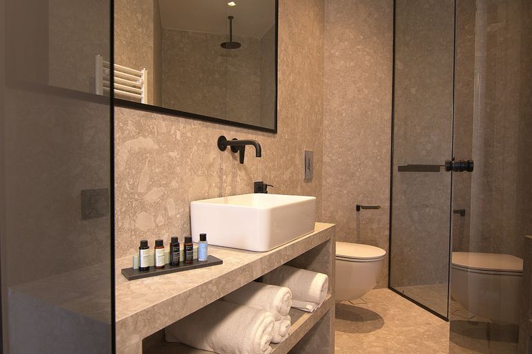 Bathroom 5, CityZoe Athens Suites, Attica