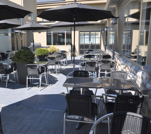 Food & Drinks 4, Prestige Vernon Hotel, North Okanagan