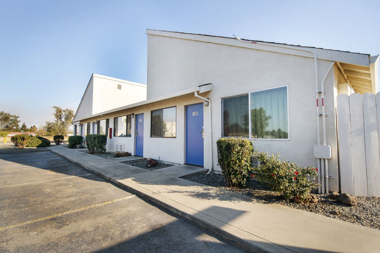 Exterior & Views 2, Super 8 by Wyndham Dunnigan, Yolo