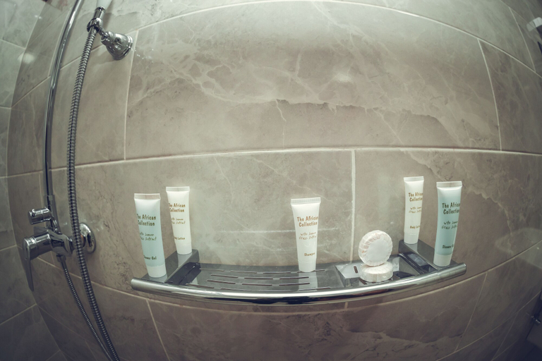 Bathroom 5, Kisimani Eco Resort & Spa, Isiolo North