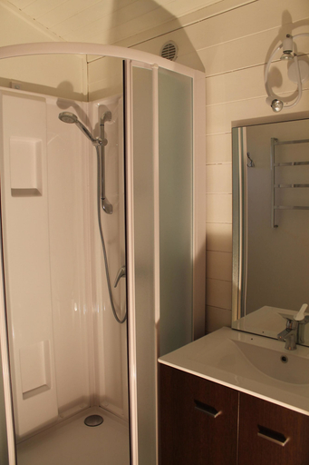 Bathroom, Le Hameau des Genets, Aveyron