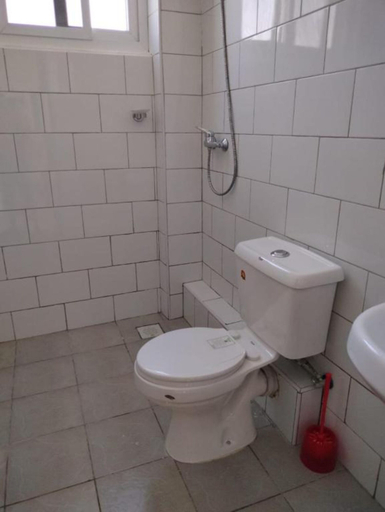 Bathroom 2, Stay.Plus Malindi Apartment, Malindi