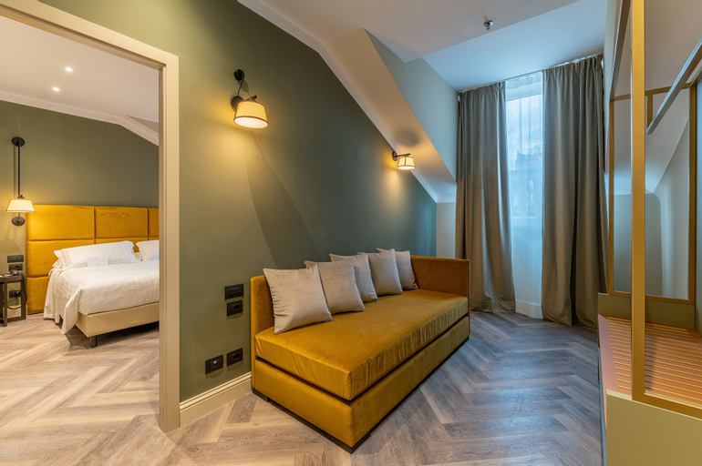 Bedroom 2, Hotel Astoria, Genova