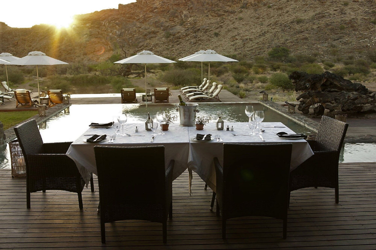 Food & Drinks 5, Tutwa Desert Lodge, Siyanda
