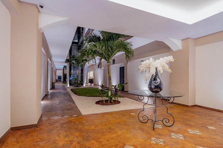 Public Area 2, Hotel Plaza by Kavia, Mérida
