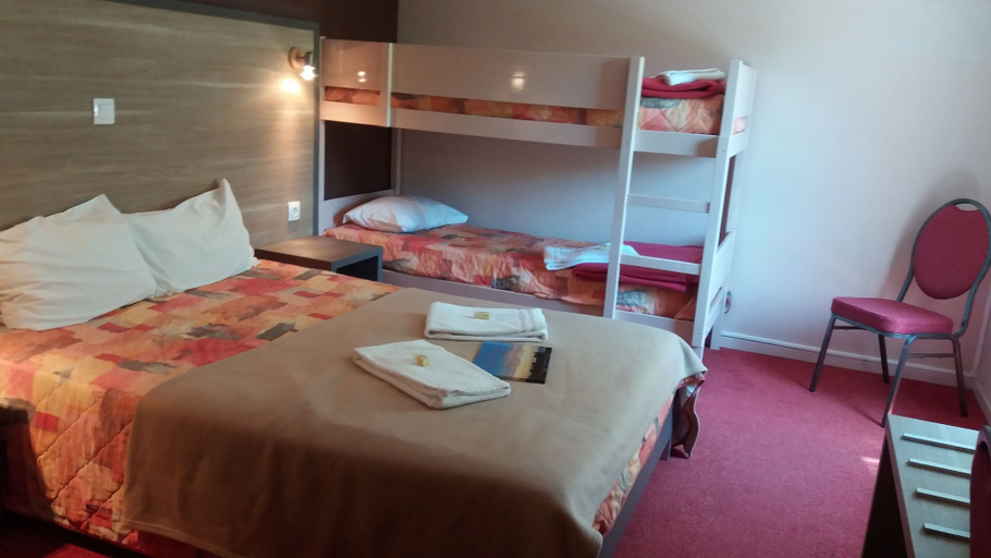 Bedroom 4, Hôtel Lou Mistralou, Bouches-du-Rhône