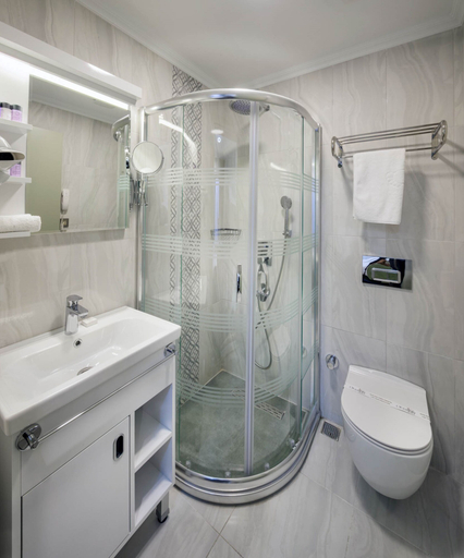 Bathroom 5, Obahan Hotel, Fatih