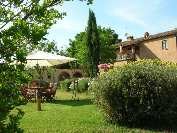 Exterior & Views 2, Agriturismo Il Poderino, Siena