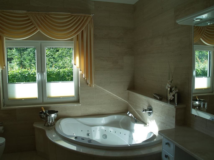 Bathroom 3, Markgrafenresidenz, Oder-Spree