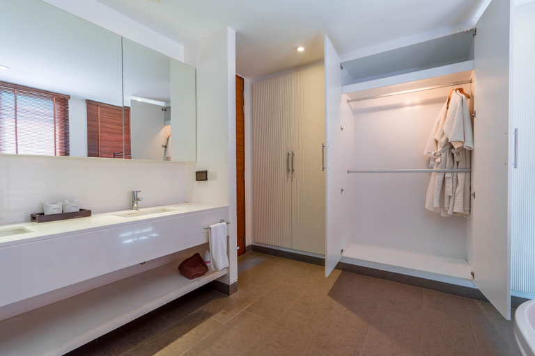 Bathroom 4, PRAN-A-LUXE Exclusive Pool Villa, Pran Buri