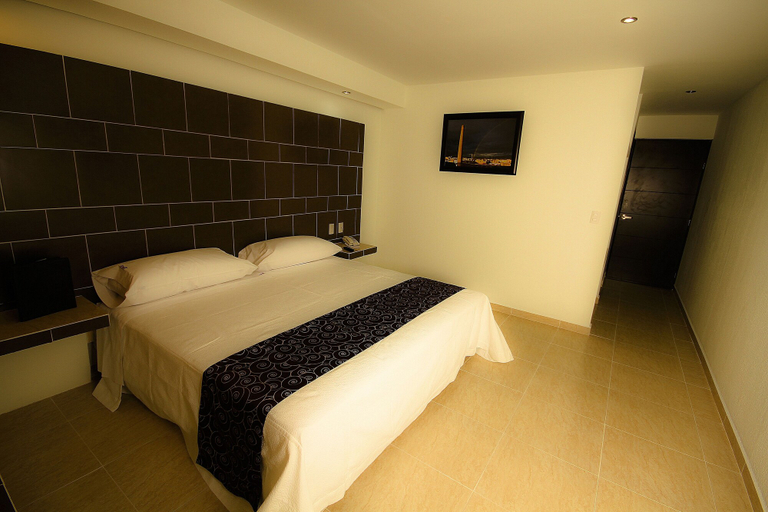 Bedroom 3, First Inn Hotel & Business, Chiautla
