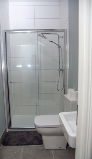 Bathroom 4, Piccadilly Apartments & Offices, Bradford