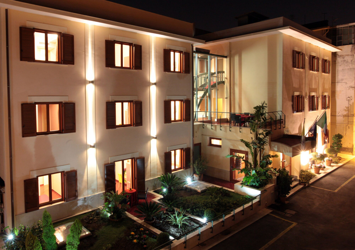 Exterior & Views 2, Diana Inn Accomodations, Napoli