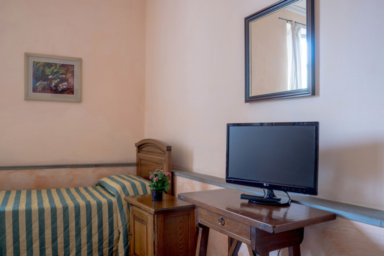 Bedroom 3, Hotel Monica, Florence