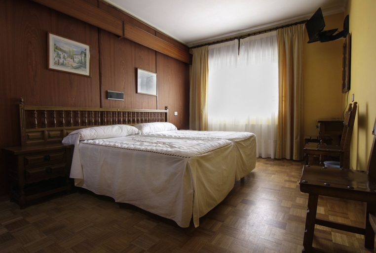 Bedroom 4, Hotel As Areas II, Lugo