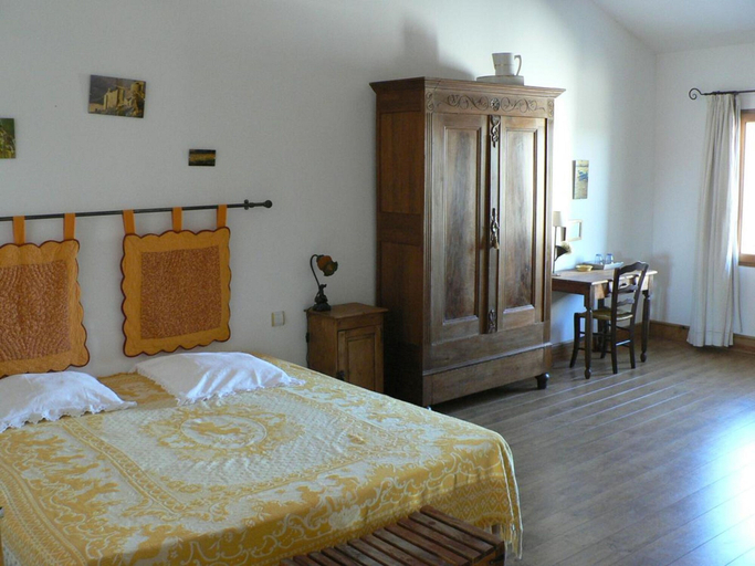 Bedroom 4, Domaine Beaupré, Aude