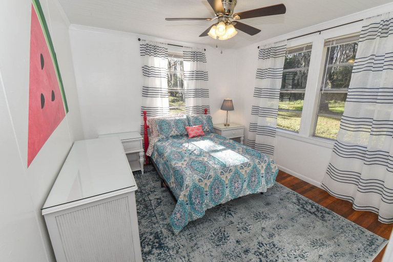 Bedroom 3, Summertime Pet-friendly 30 min Savannah, Bryan
