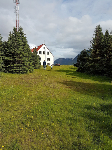 Holt Inn, Ísafjarðarbær