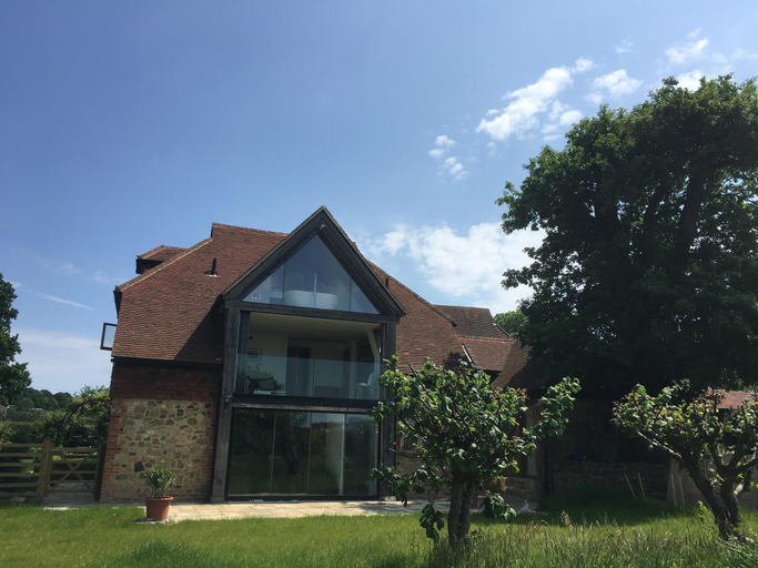 Exterior & Views 2, Hurst Farm, Surrey