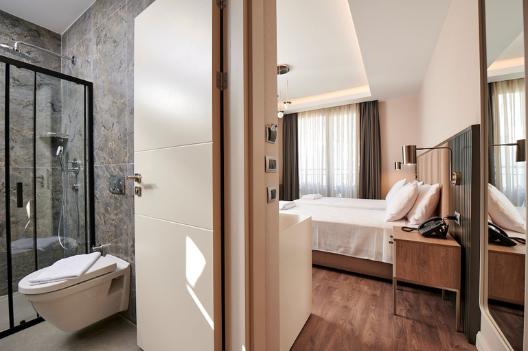 Bathroom 5, Livinton Hotel, Maltepe