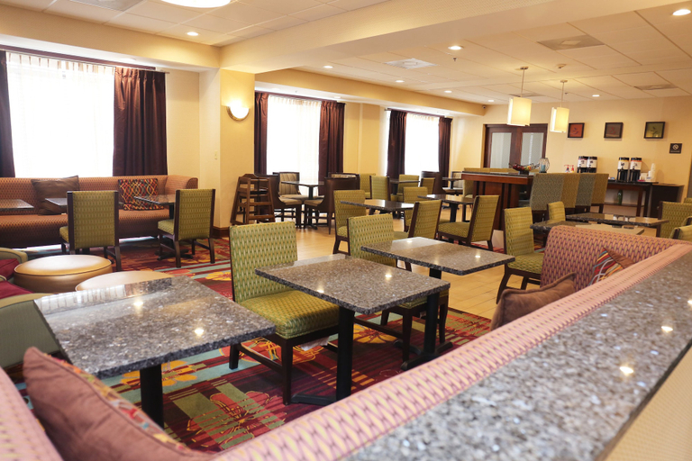 Food & Drinks 5, Hampton Inn Manning, Clarendon