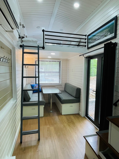 Bedroom 2, Camptel Poconos, Carbon