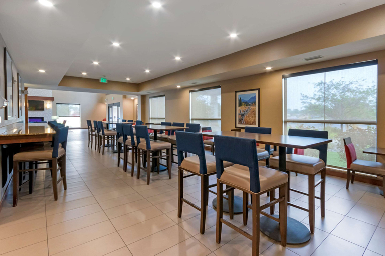 Food & Drinks 5, Comfort Suites Billings, Yellowstone