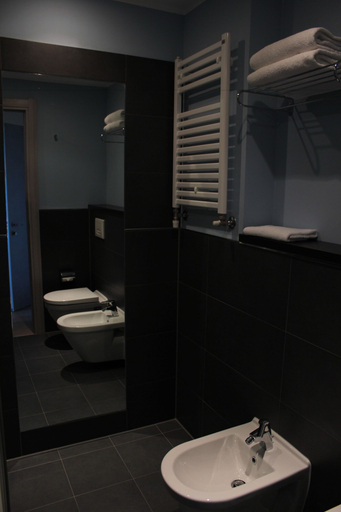 Bathroom 4, Mansio Residence Hotel, Cagliari