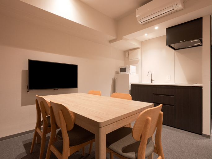 Dining Room 6