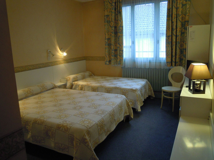 Bedroom 3, HOTEL DE LA POMME D'OR, Aube