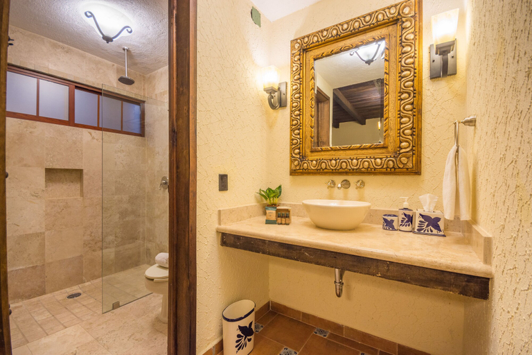 Bathroom, Hotel Boutique Hacienda Caudillos, San Sebastián del Oeste