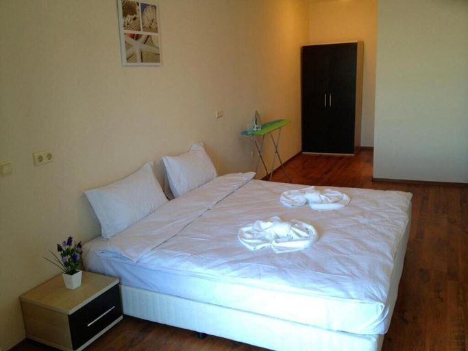 Bedroom 3, Aheloy Palace Apartments, Pomorie
