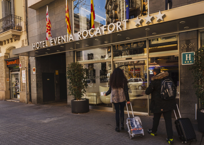Exterior & Views 2, Evenia Rocafort, Barcelona