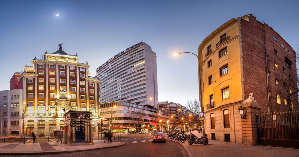 Exterior & Views 2, Melia Madrid Princesa, Madrid